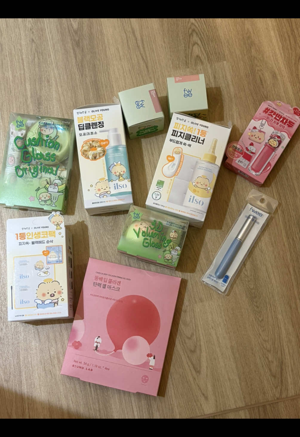 @⋆。 🎀 𝒜𝓁𝒾𝒸𝒾𝒶 🎀 。⋆