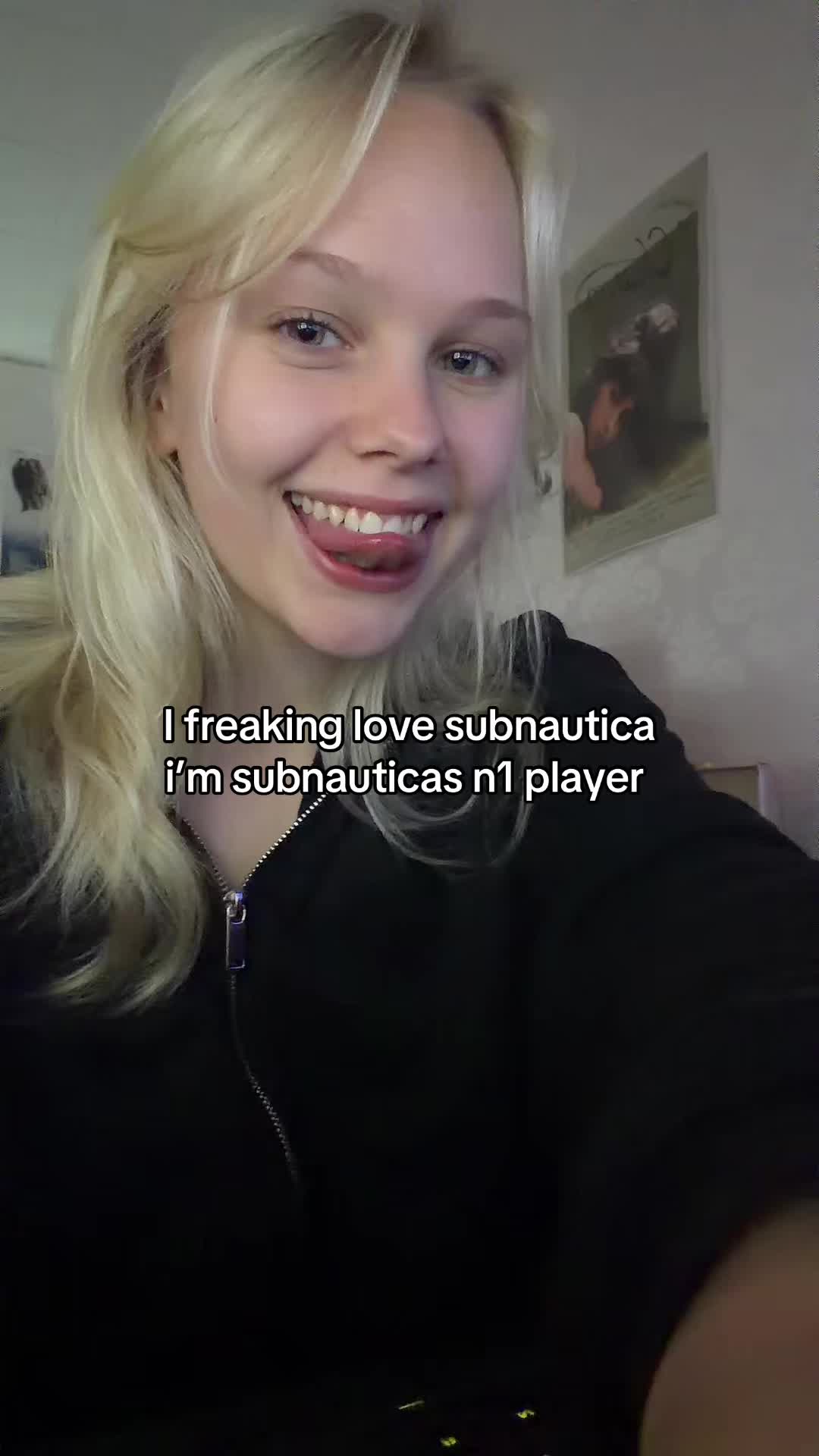 @elisedrinksalmondmilk