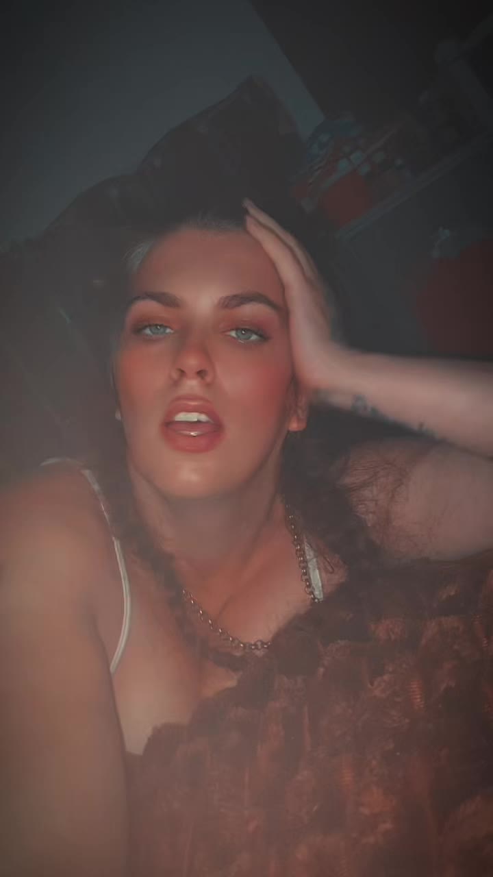 @leelou