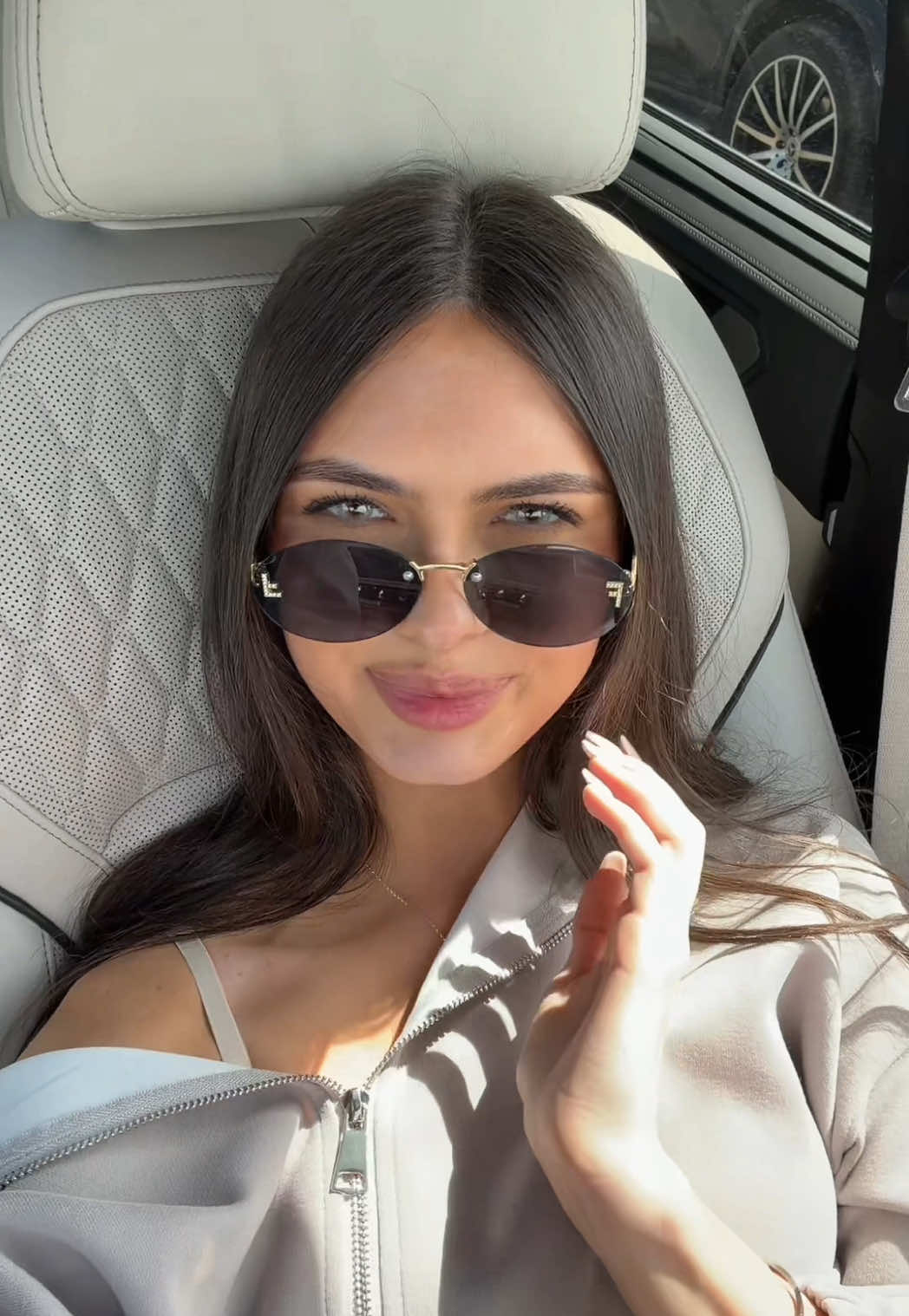 @ariadna