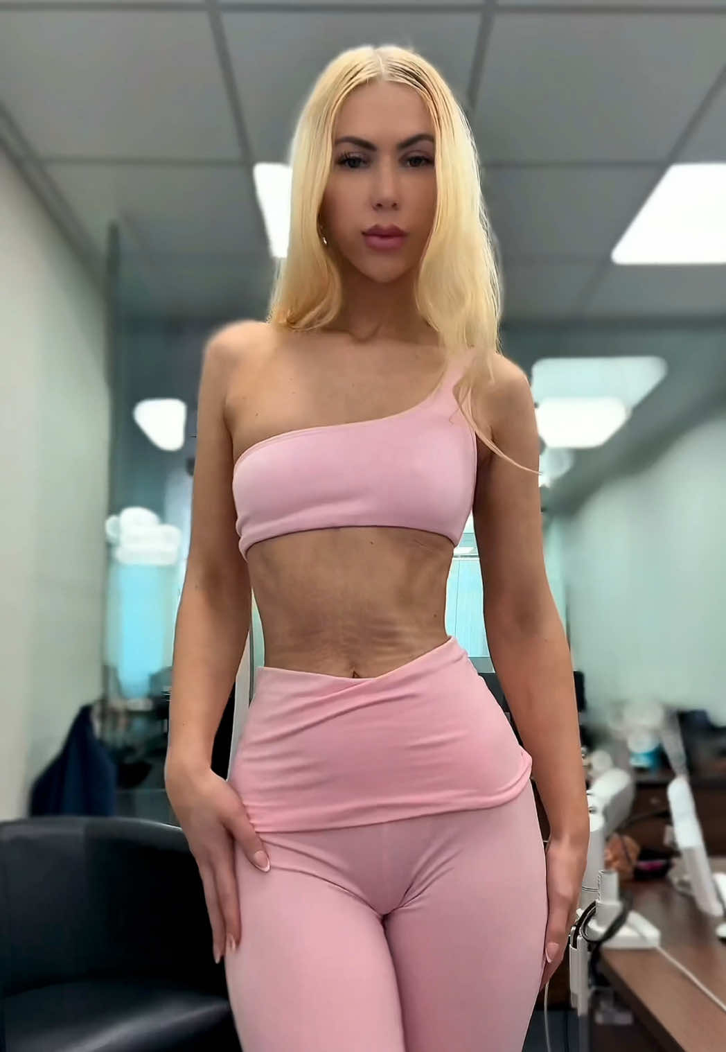 @Miss Viktorija