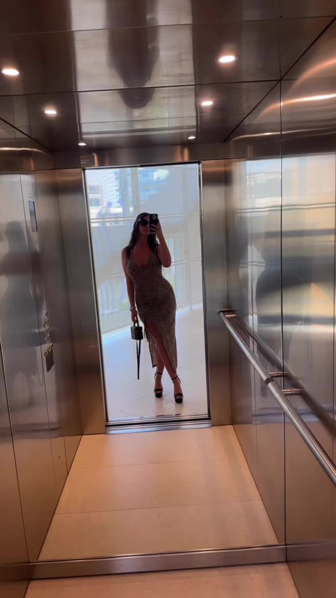 @AlinaDroz
