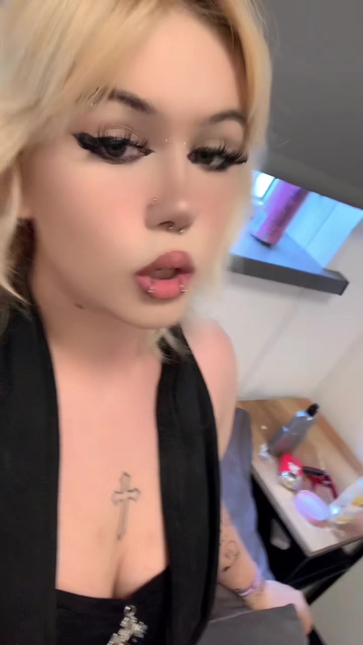 @🤖🤖🤖