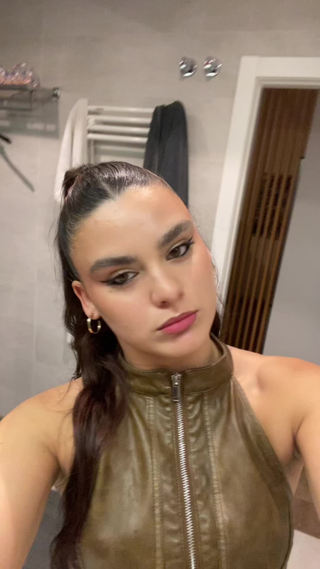 @caro_kovacs