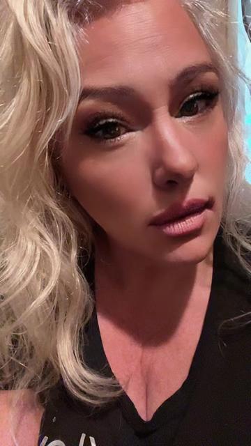 @Canuck 🇨🇦 Cindy ❌