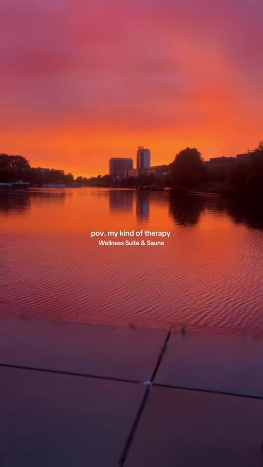 @Naomi | Travel | Wellness
