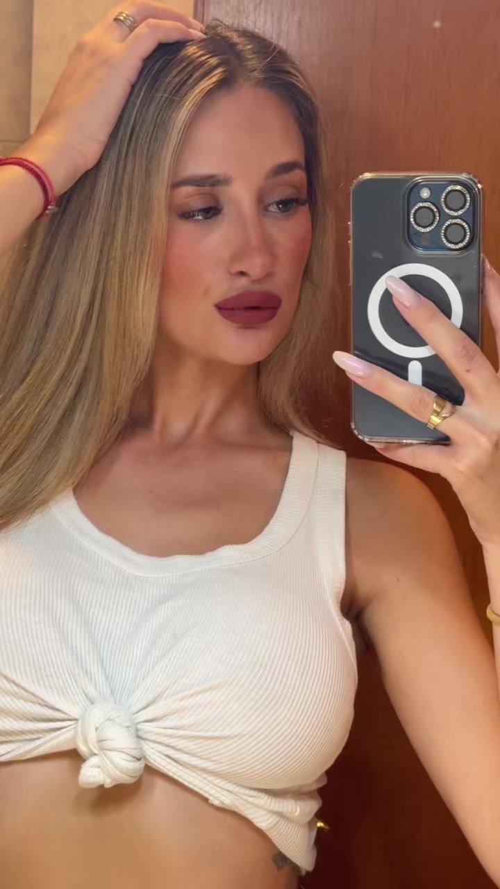 @Brisa Colombil