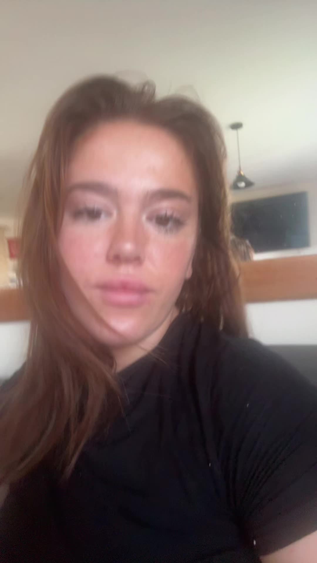 @caitlinjmcg