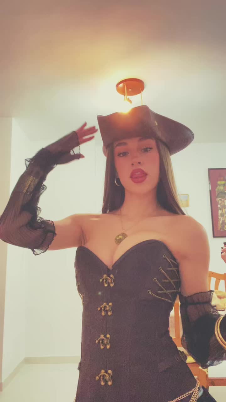 @Ana&iuml;s Cardona