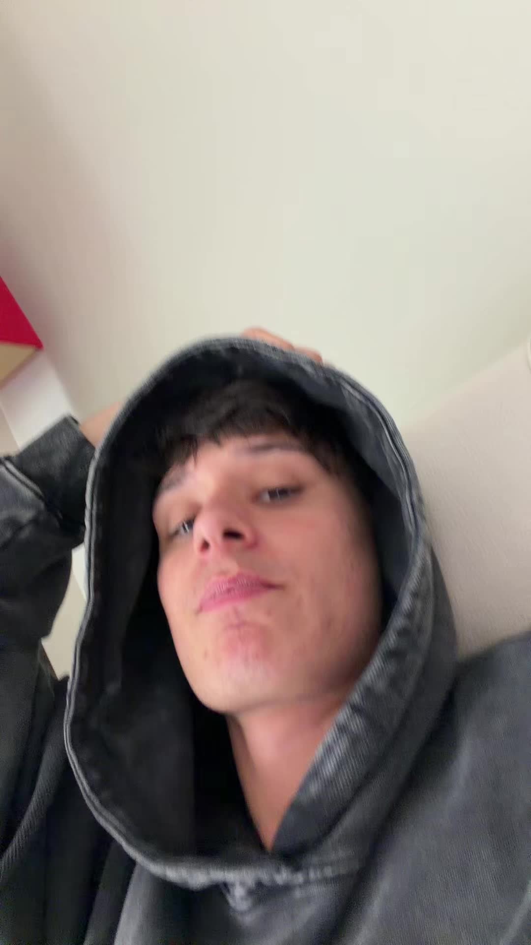@AM🧛🏼