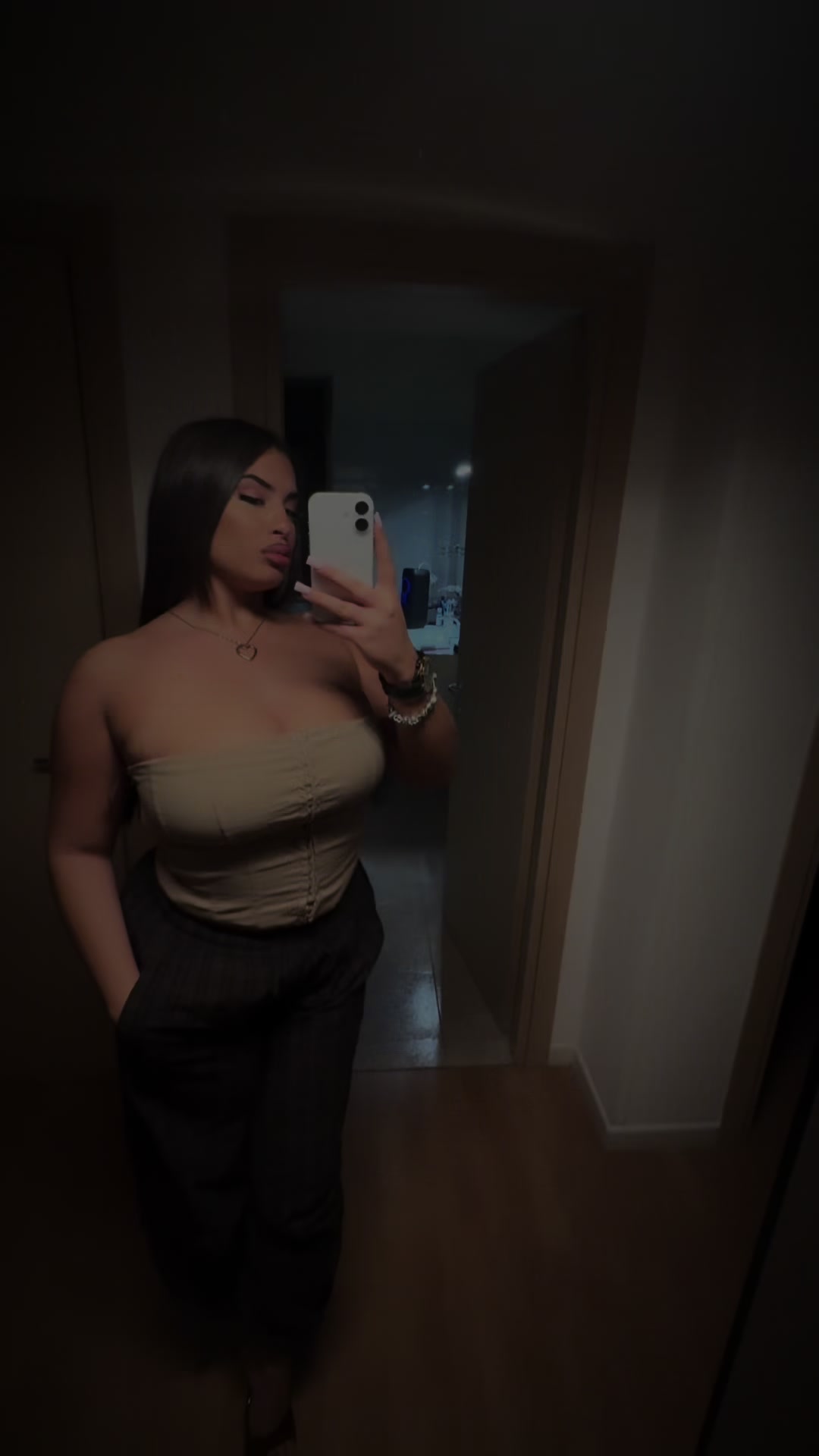 @Nena👧🏽