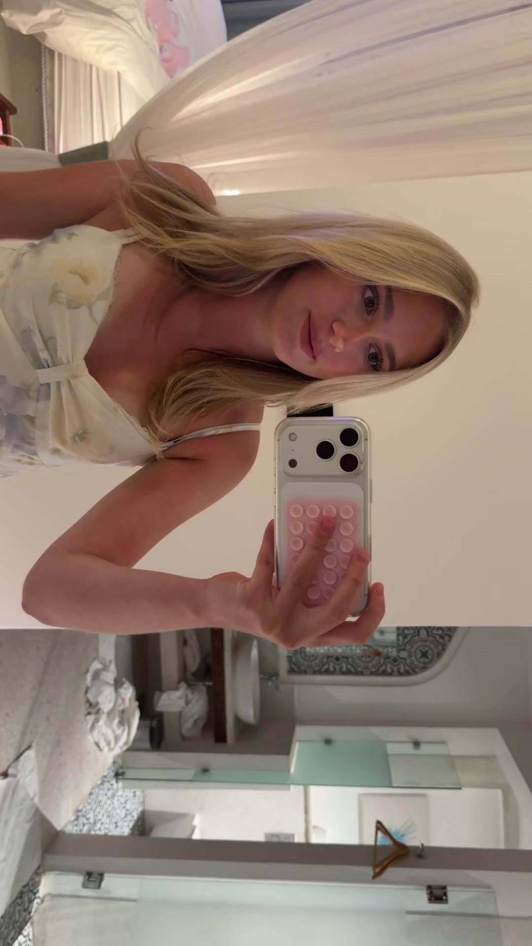 @amelieꨄ