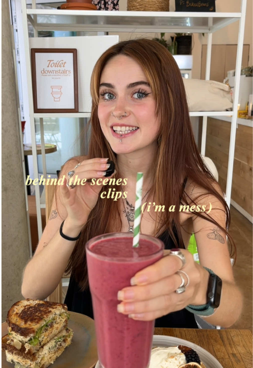 @robyn 𖤓 vegan eats & travel