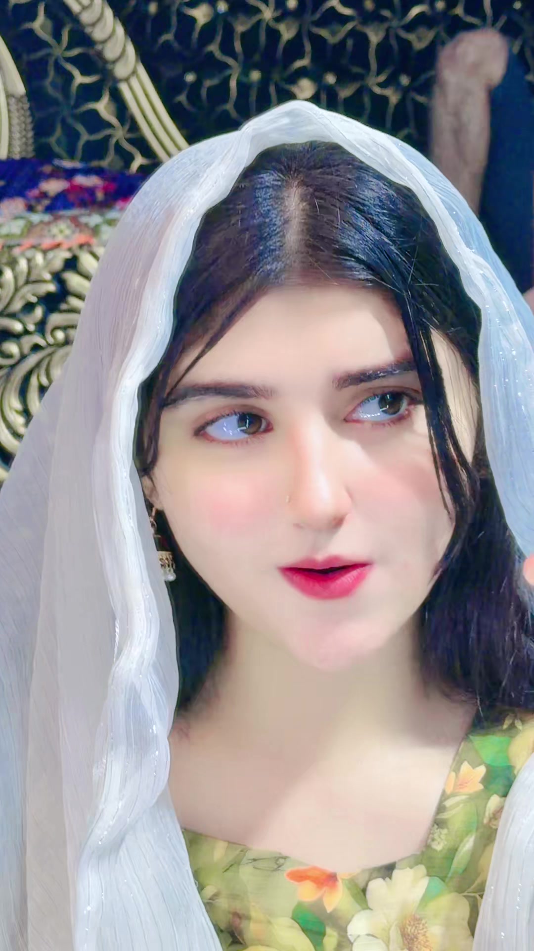 @𝓩𝓸𝔂𝓪🧚🏻&zwj;♀️