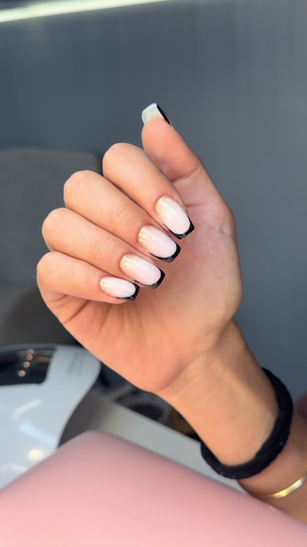 @Ati Nails Studio