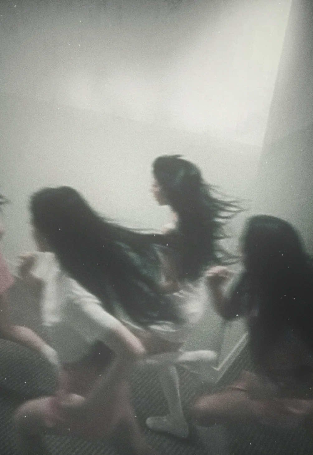 @𝒻 ᥫ᭡