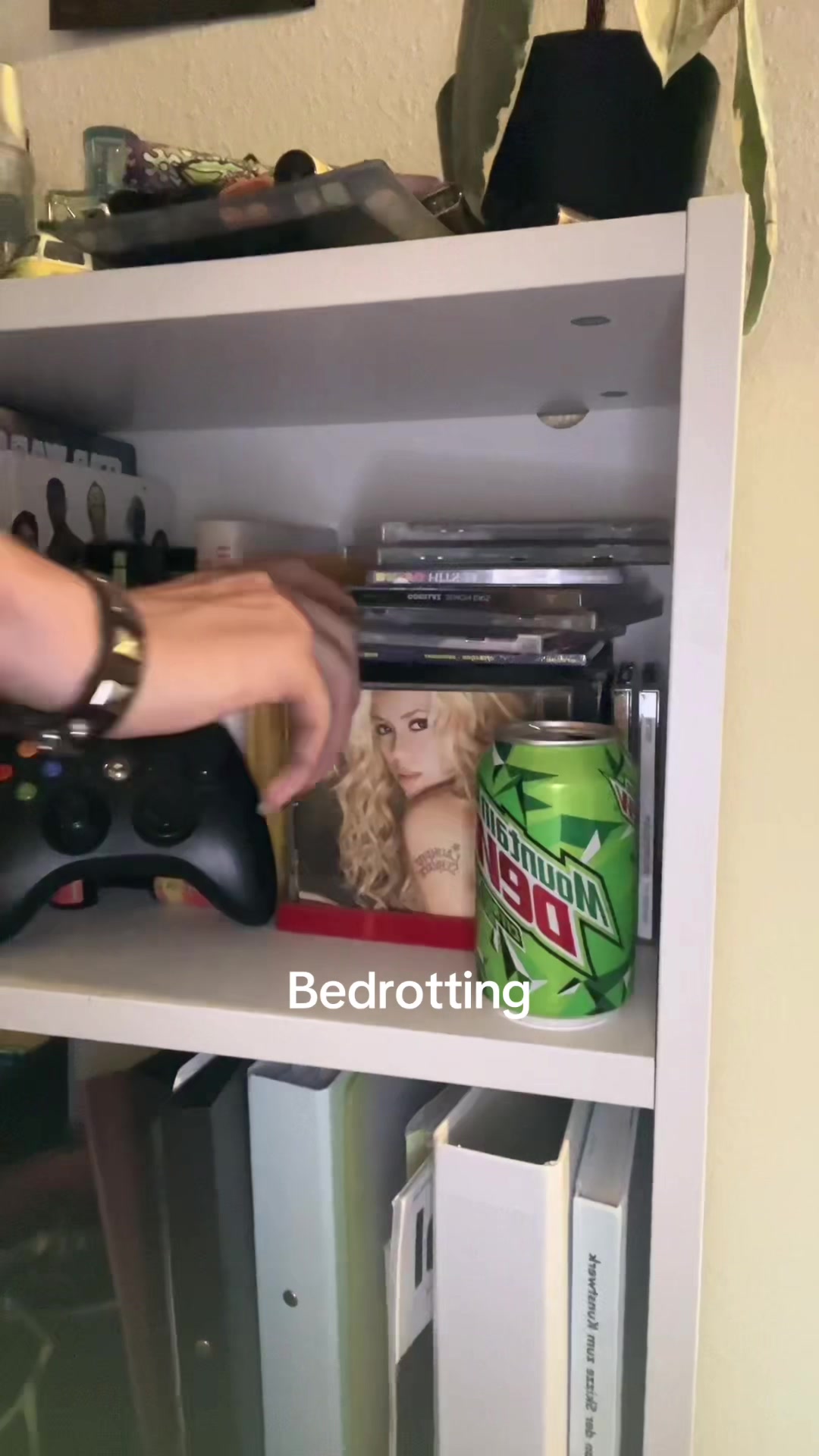 @:P