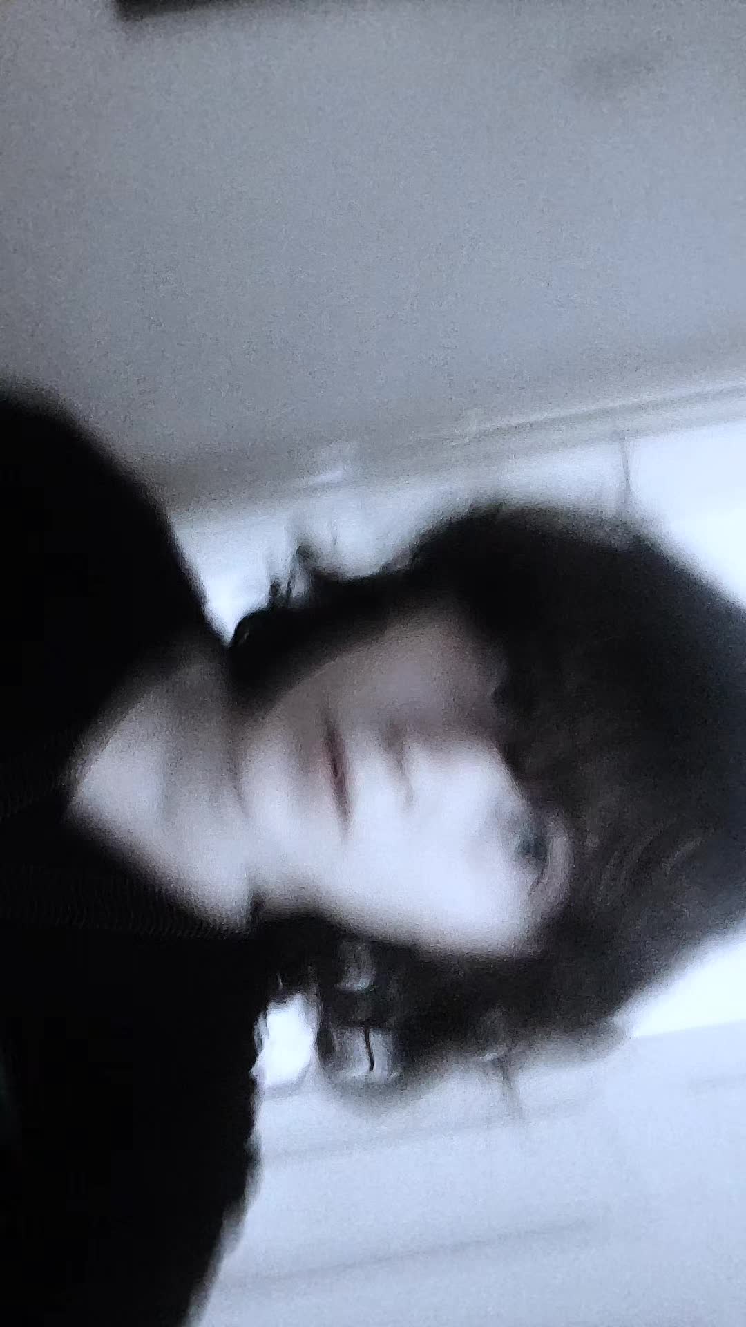 @⏤͟͟͞͞˙٭𝔨𝔢𝔯𝔬𝔰𝔦𝔫𝔢 ✩٭˚.♫