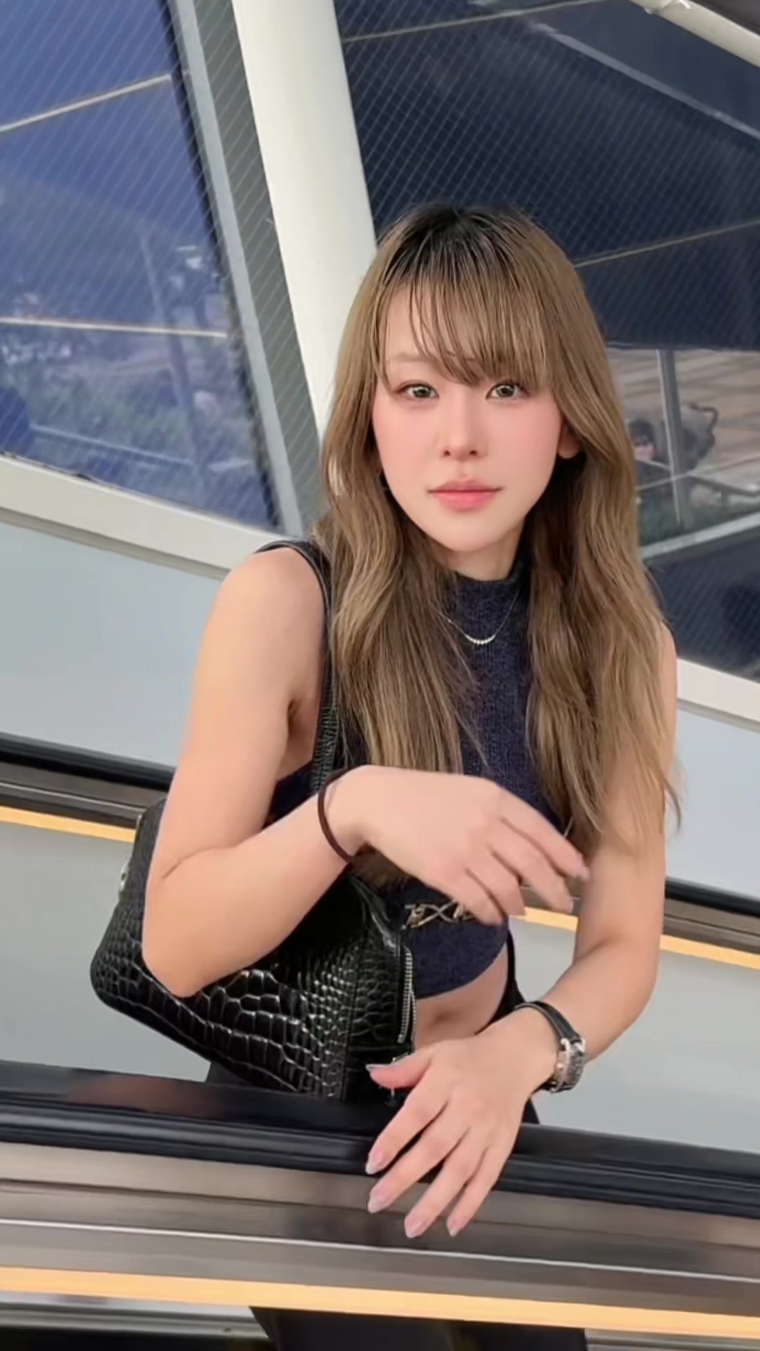 @ばに子