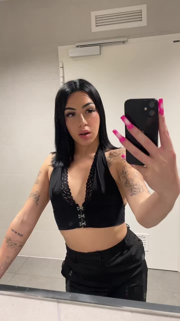 @tysia| ig; tvdmz