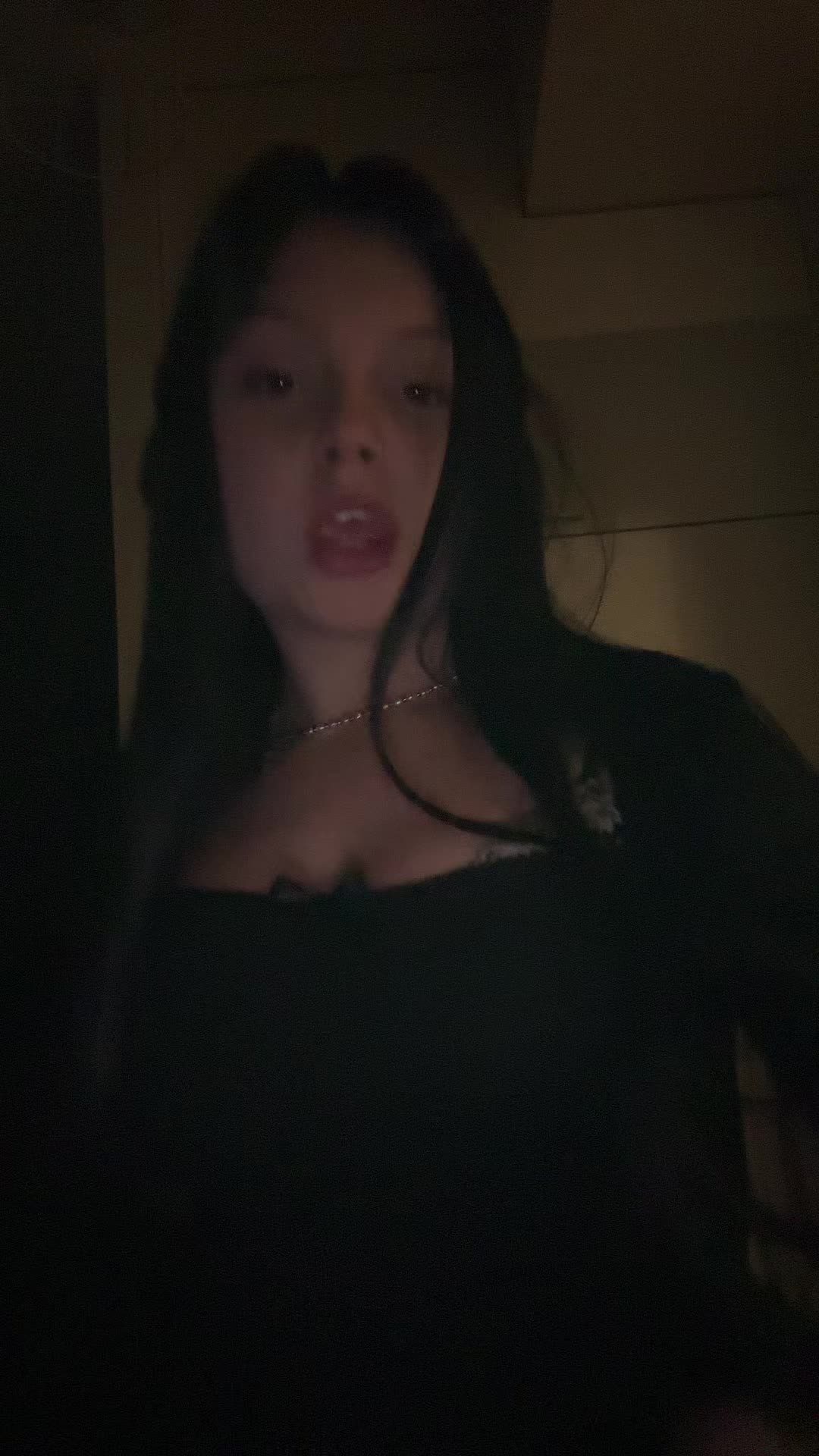 @ᑭOᗰEᒪO