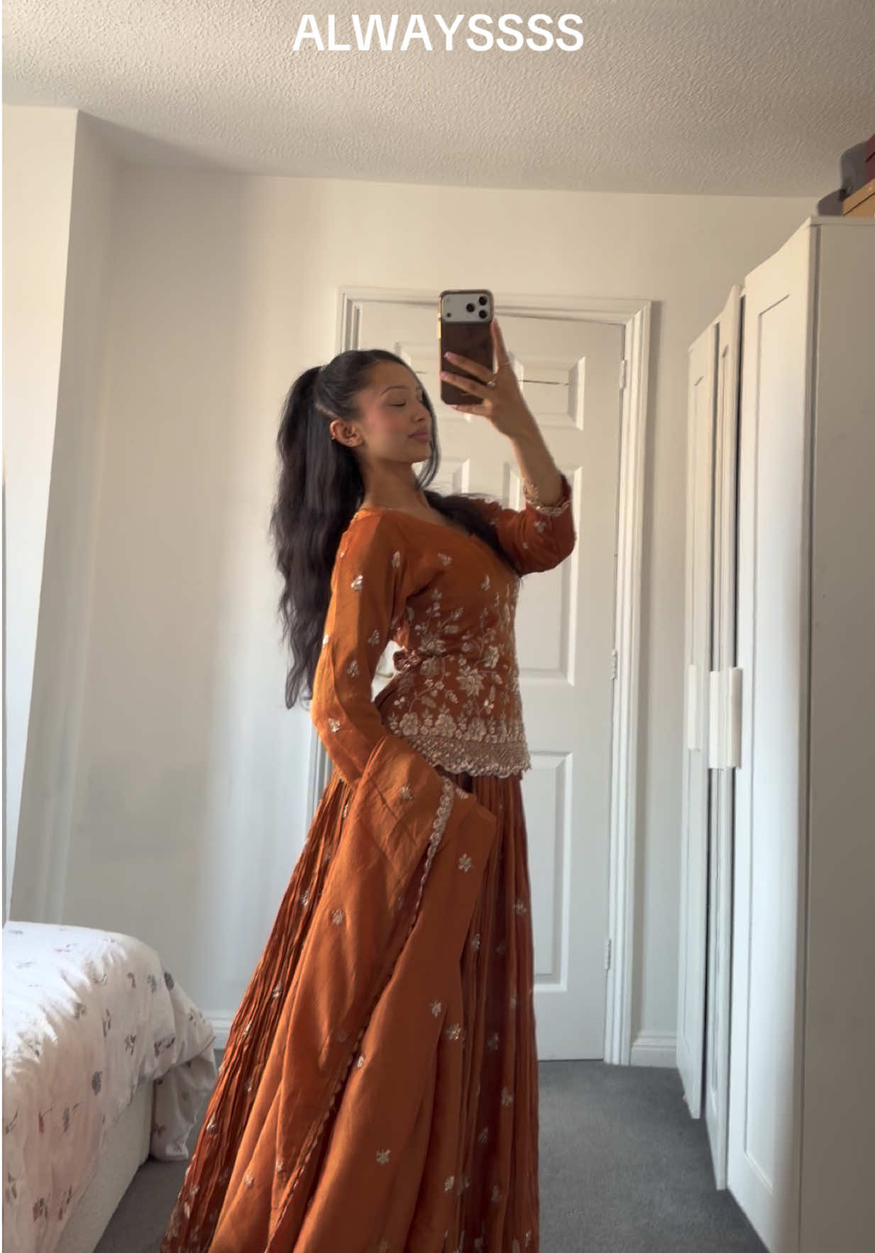 @Kamilla🇧🇩