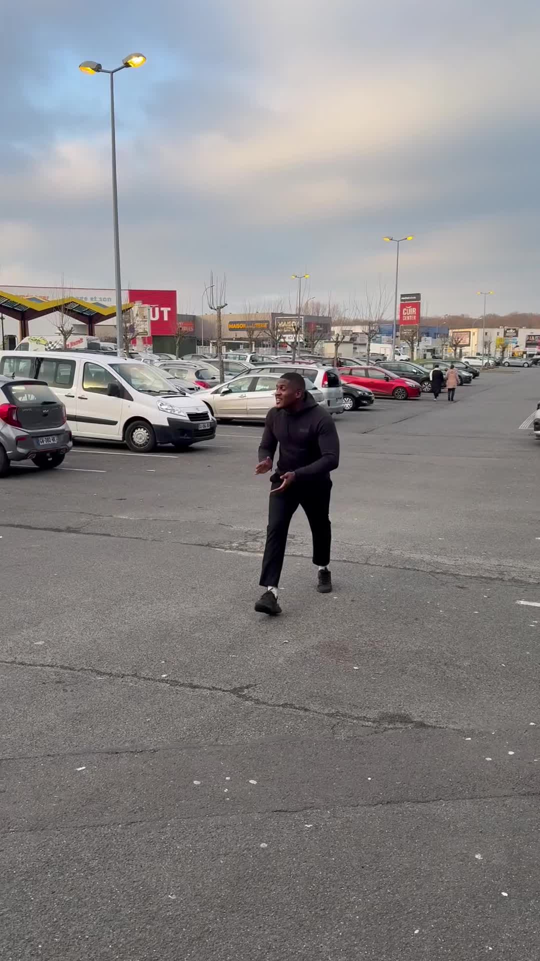 @Lej972