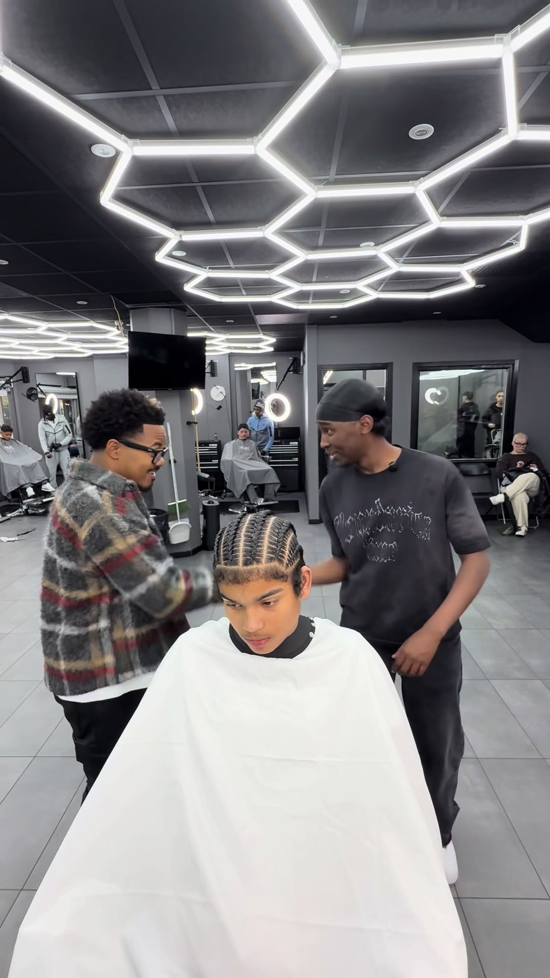 @4KFADEZ