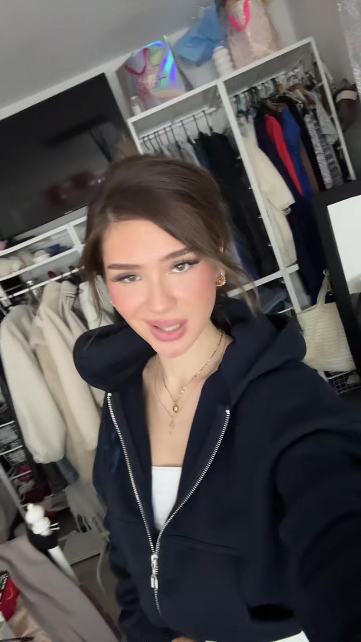 @Kathi🤍✨
