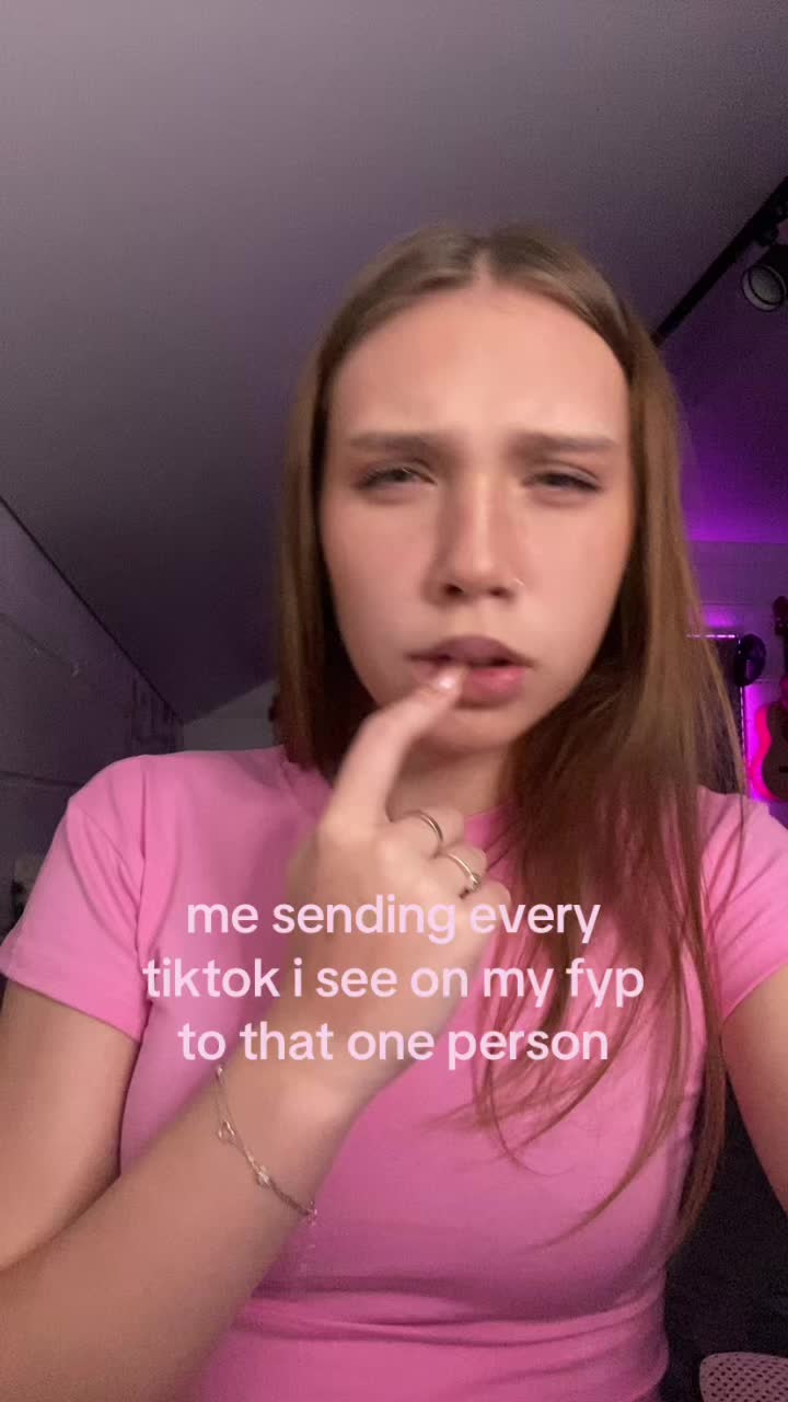 @annushka