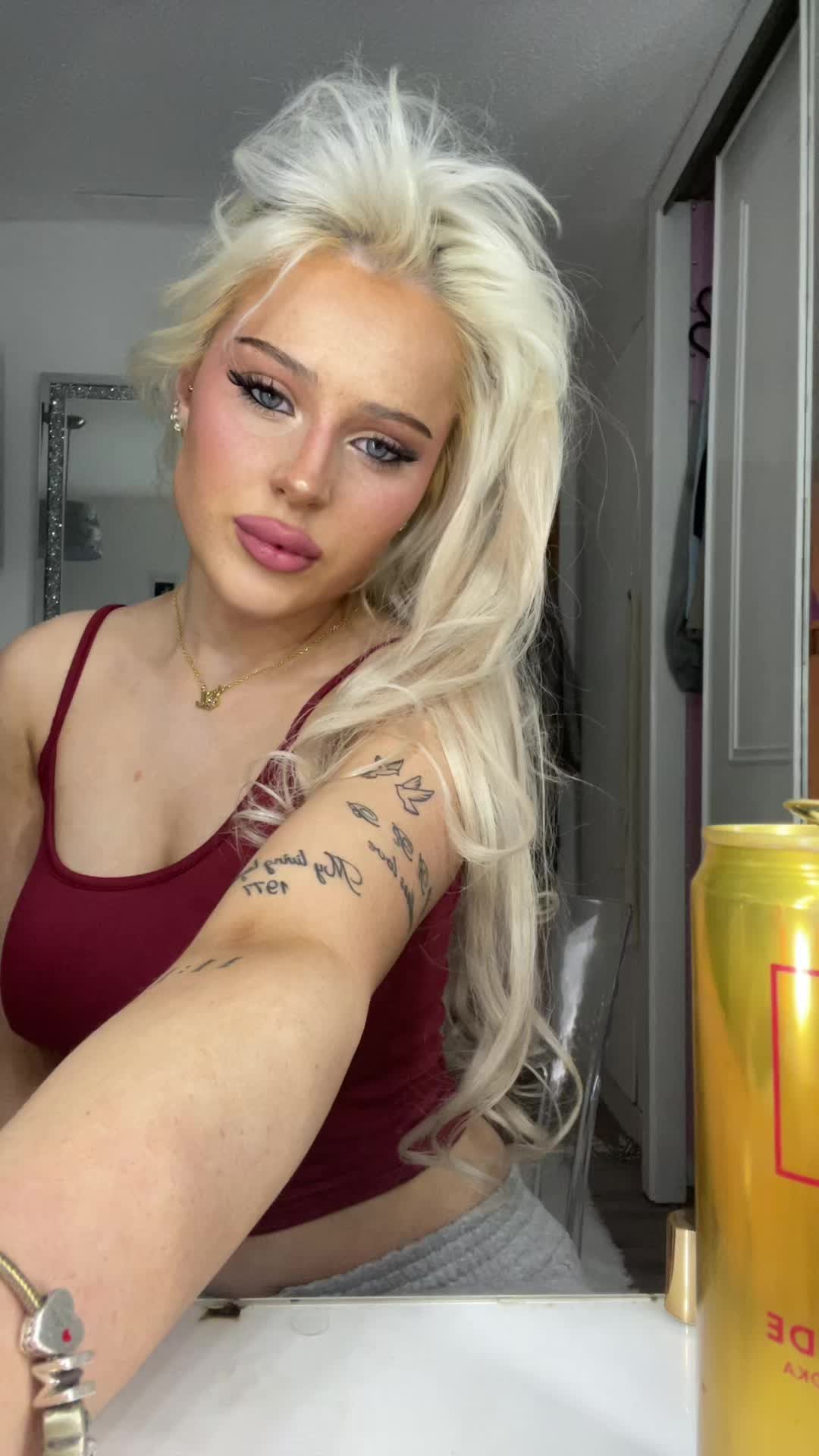 @dollyysmith