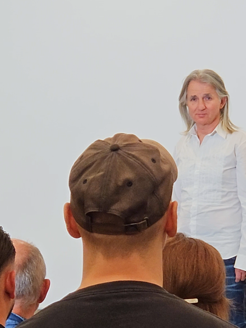 @Braco