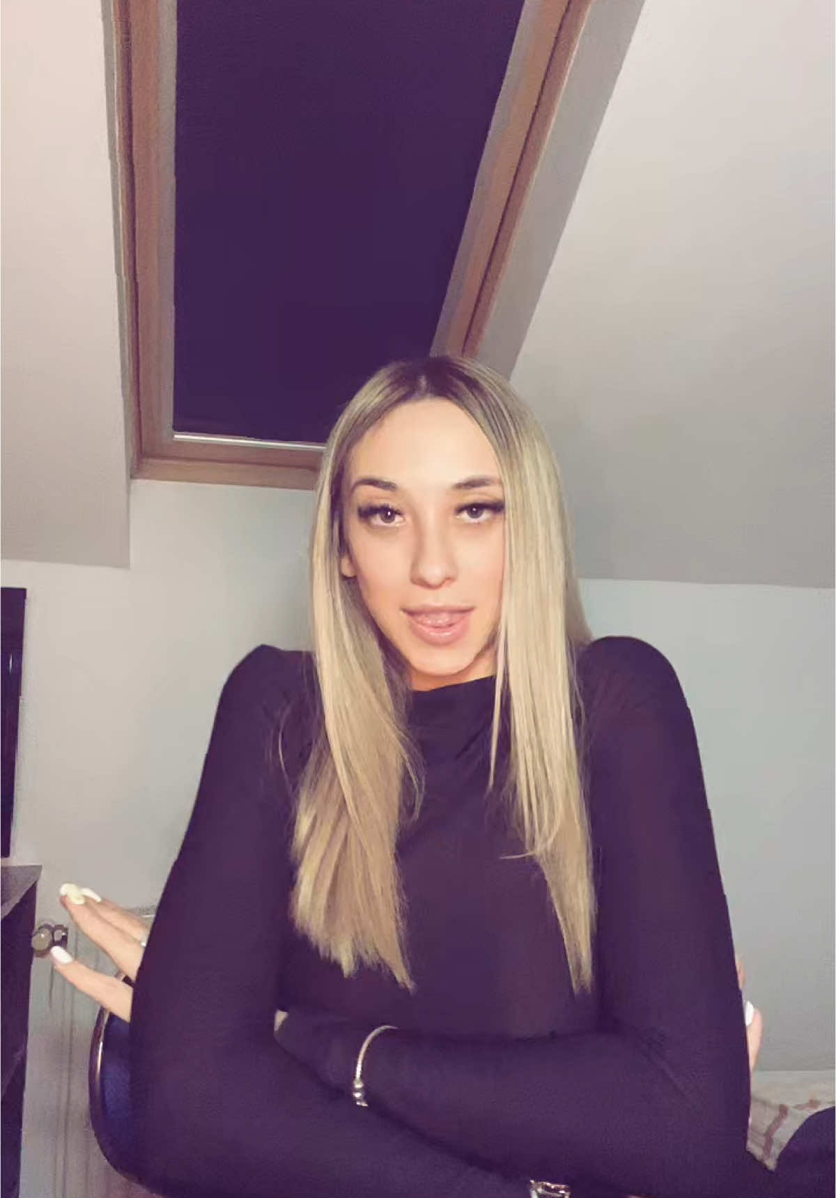 @iussstiii
