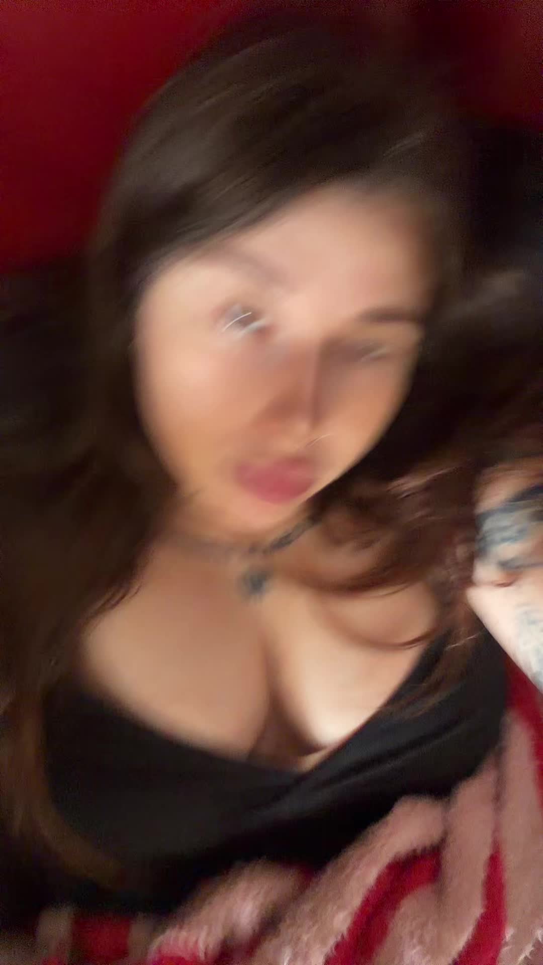 @R💋