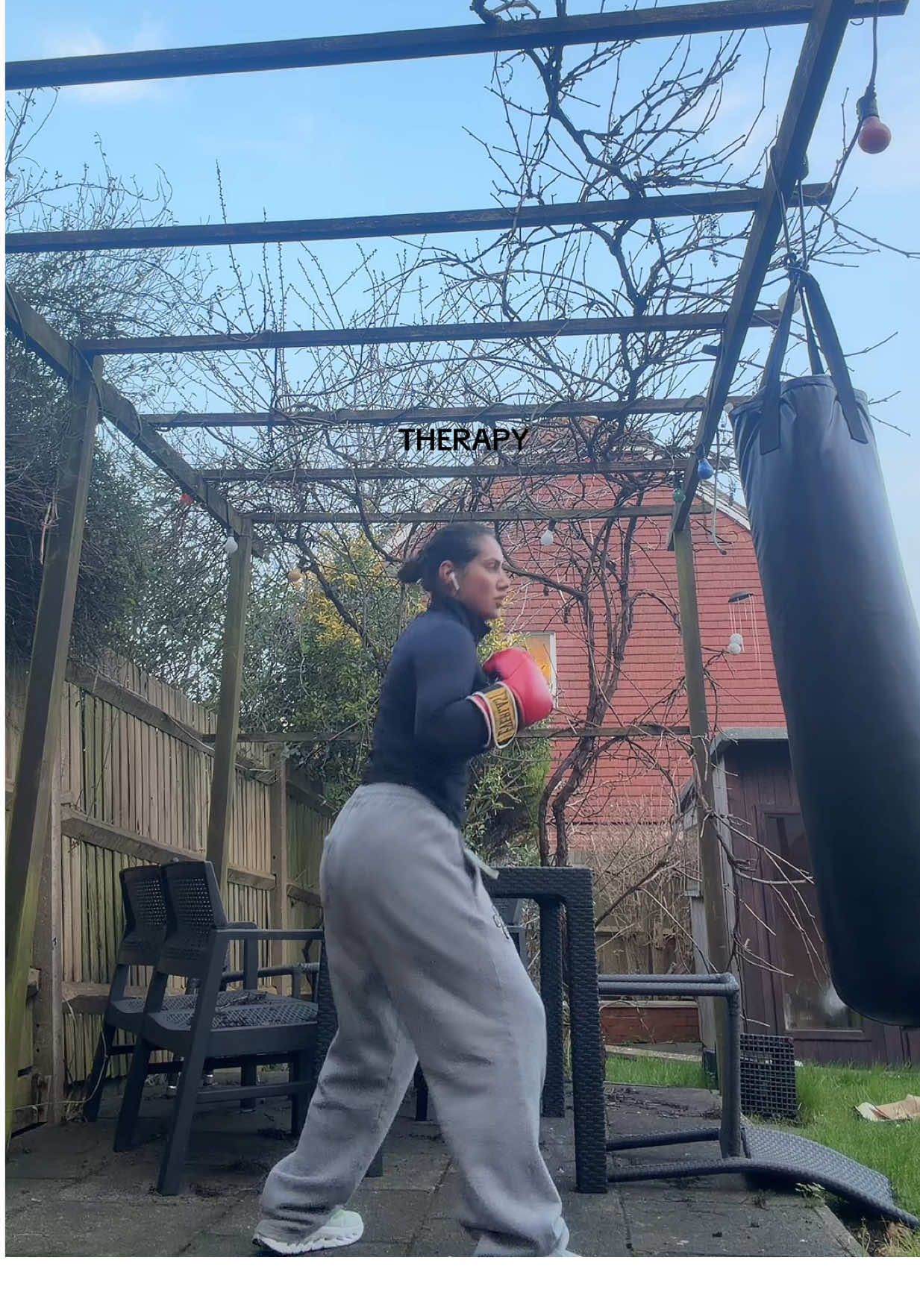 @SARALIVESS ⚡️