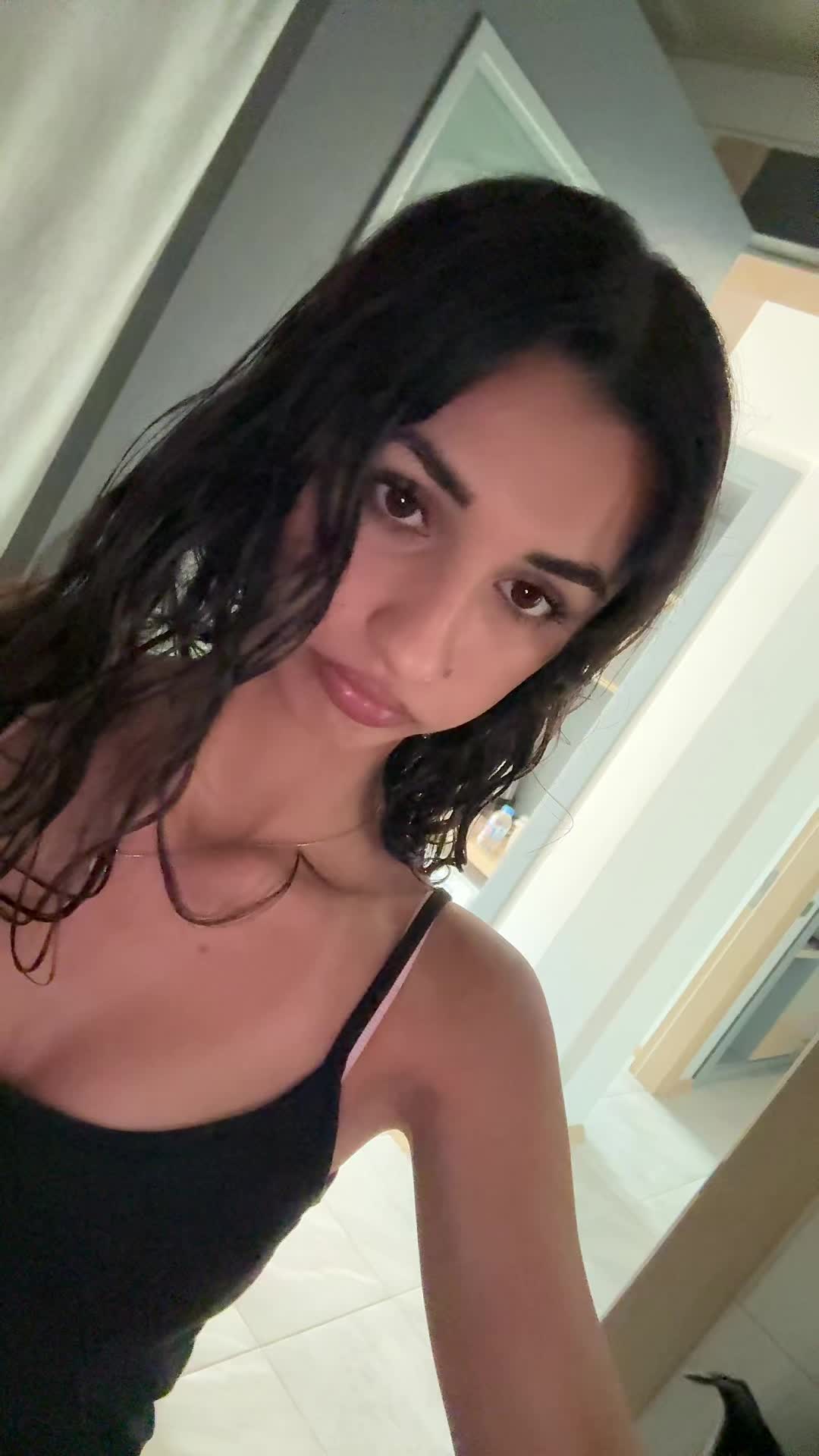 @⃟