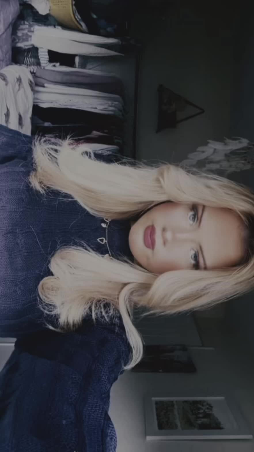 @em🐇
