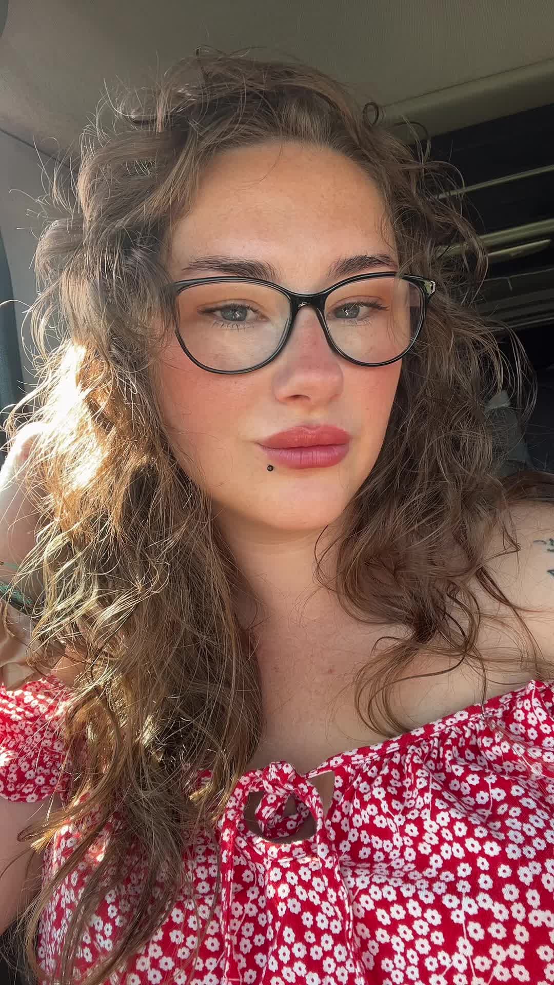@MrsGeeWillis