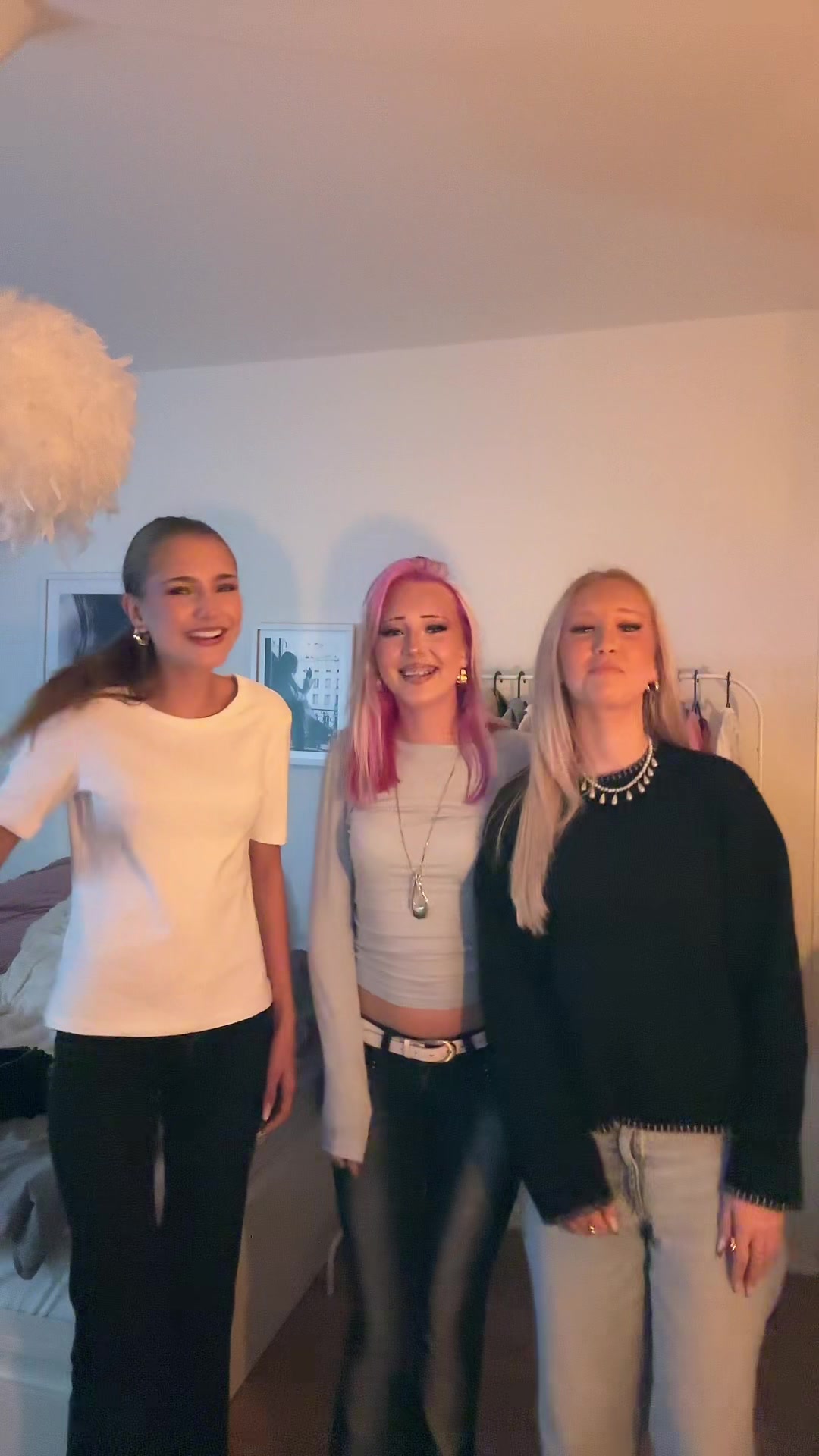 @dinrebecca1