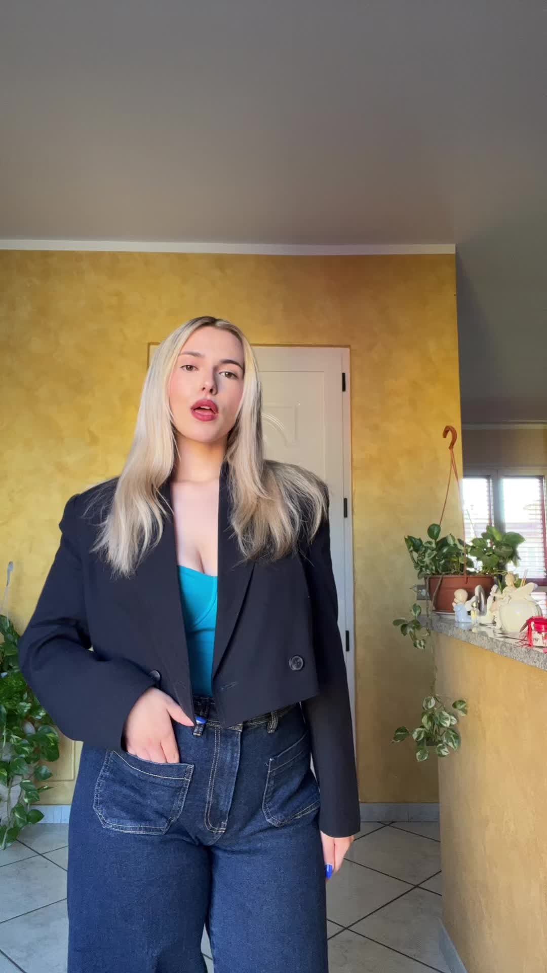 @angela