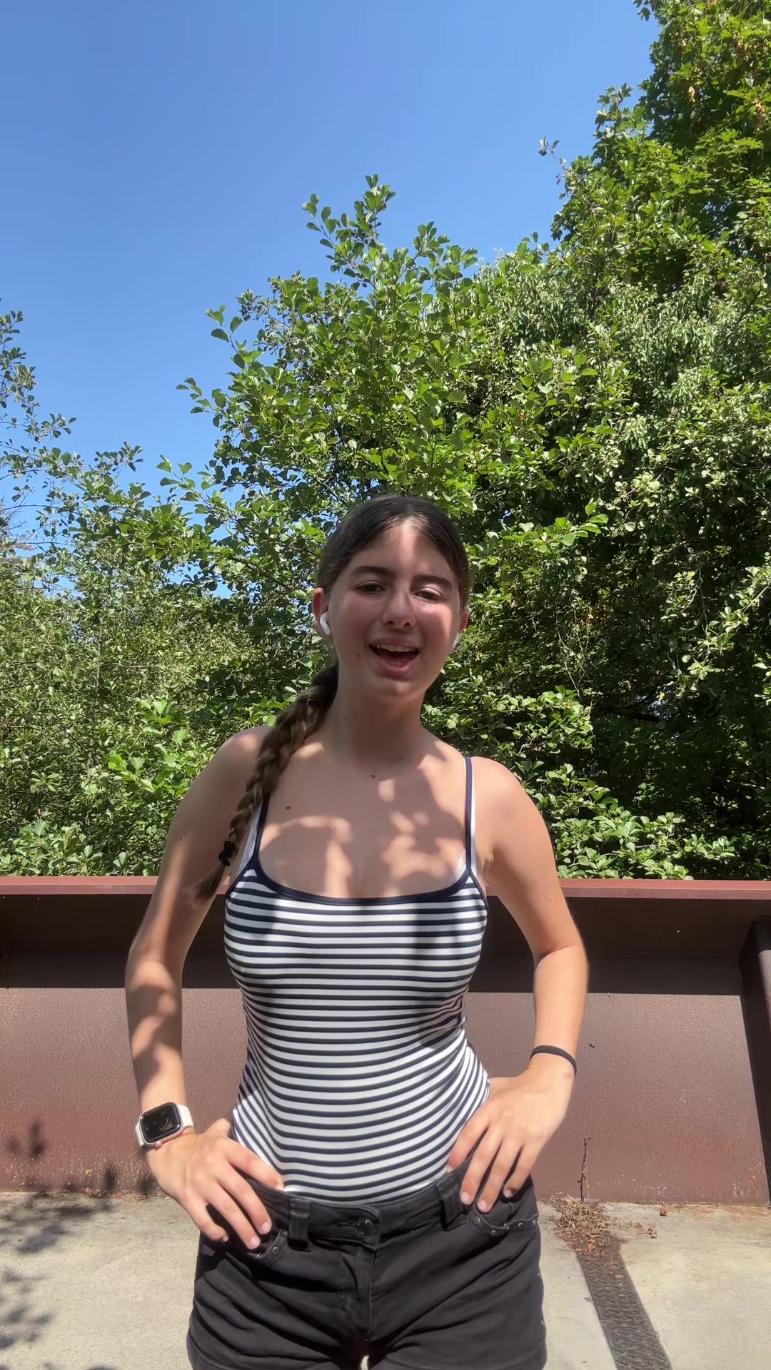 @udanee