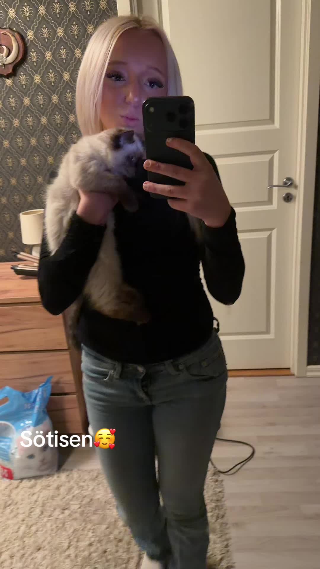@MELINDAAAHHH