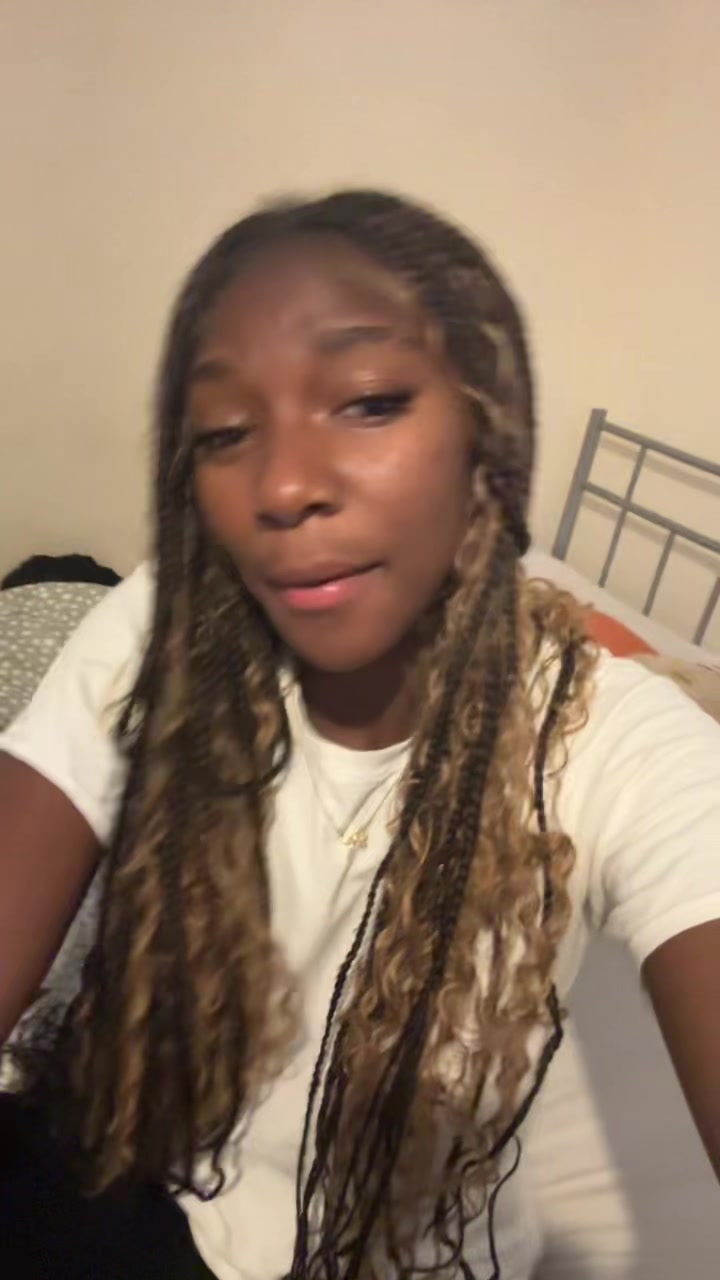 @Cherrianna🍒🌸❤️💋🌹