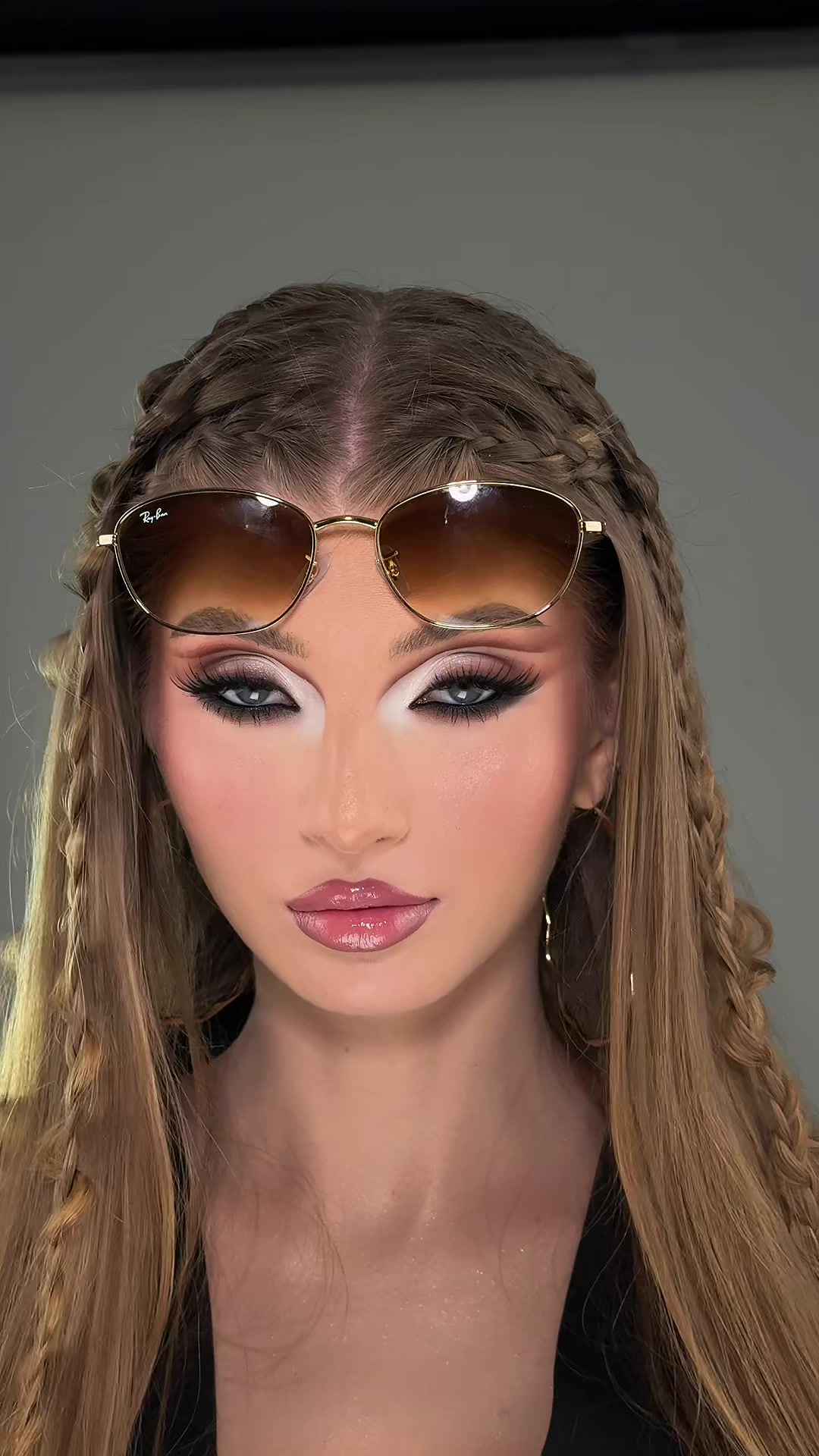 @Elena Caranfil Make-up Trainer