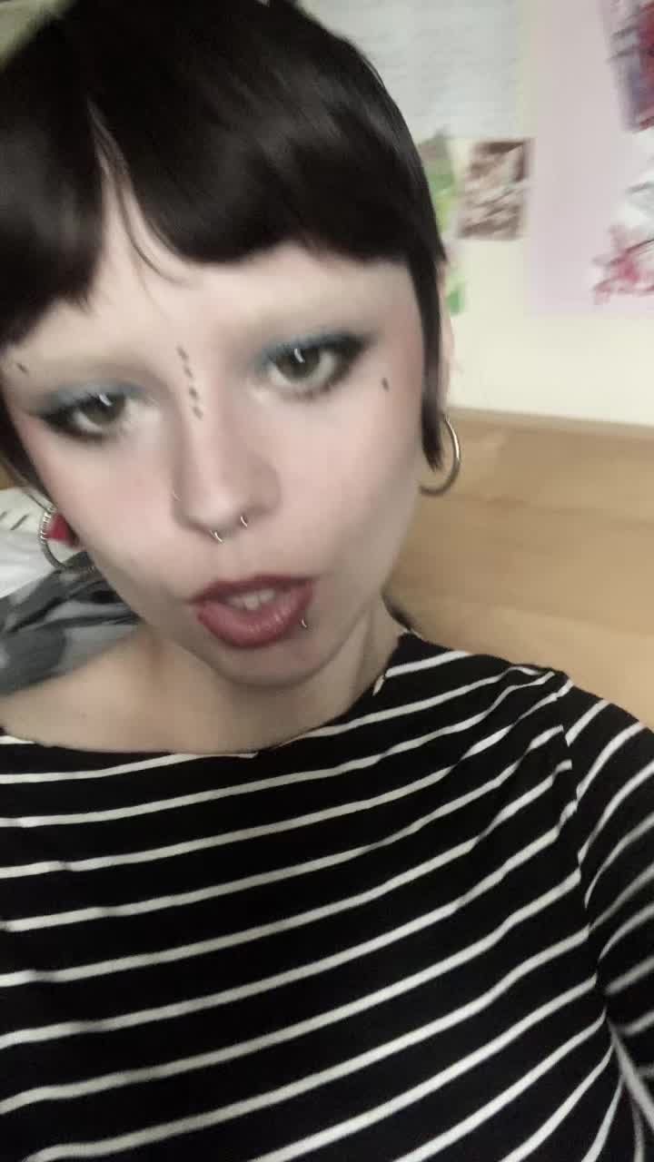@Hi hi :)