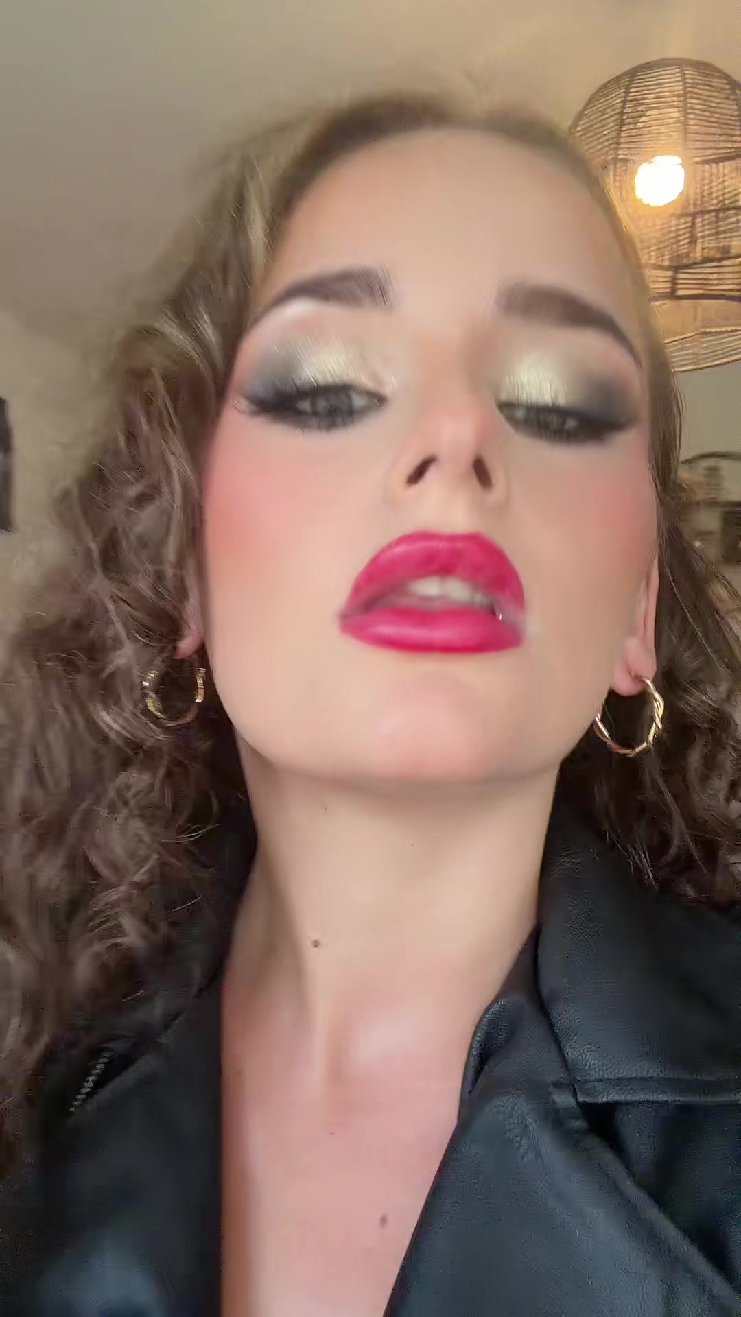 @caitlinxhunter