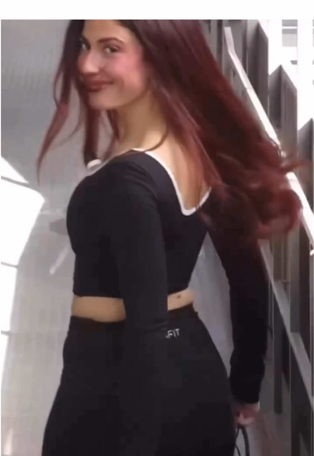 @Elisa