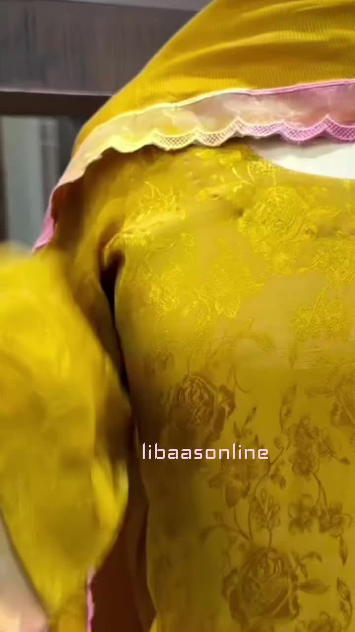 @ਲਿਬਾਸ by ਕੌਰ