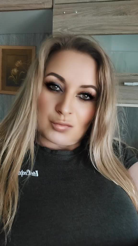 @Krisztina Kov&aacute;cs