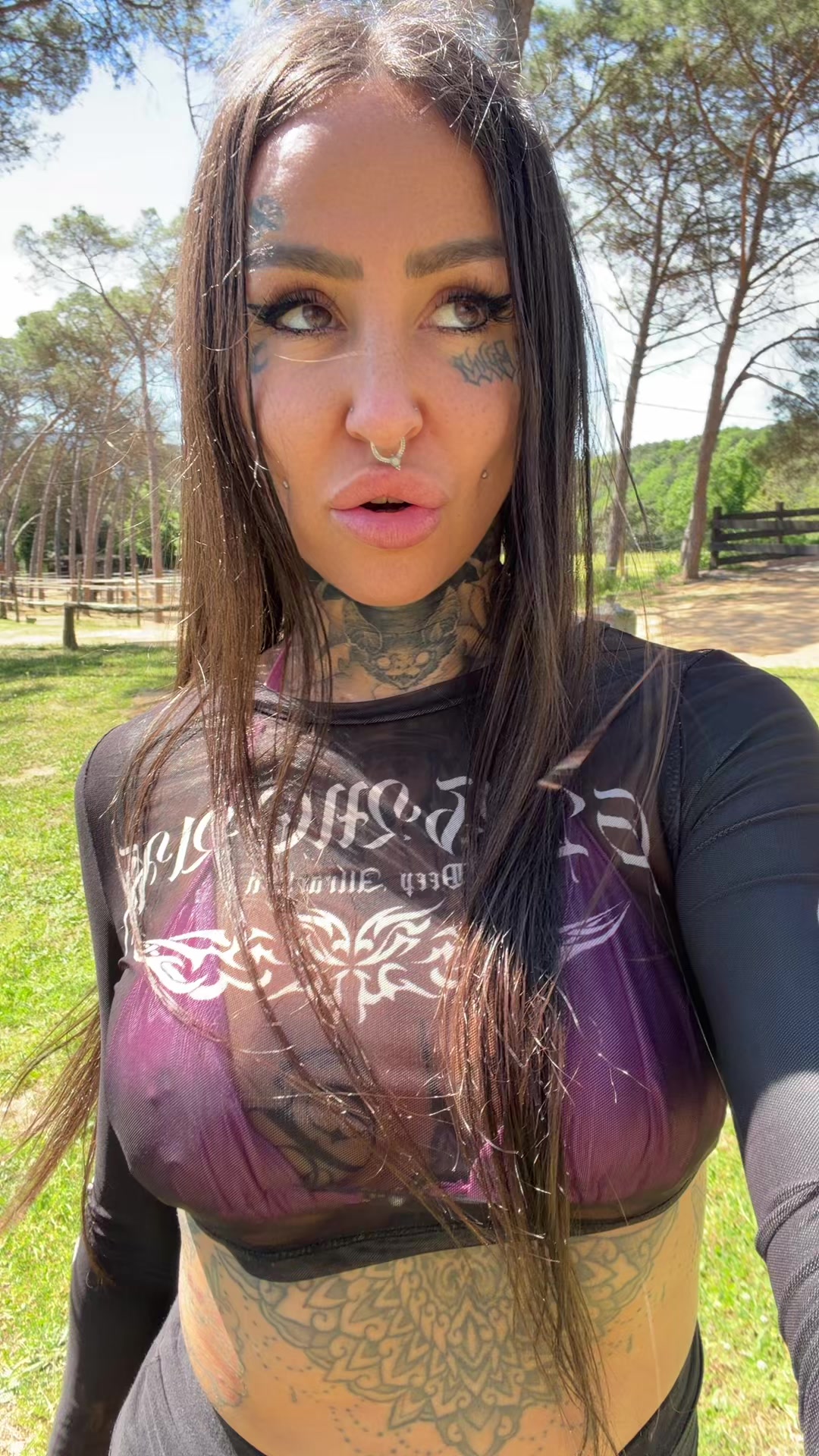 @itsazahara